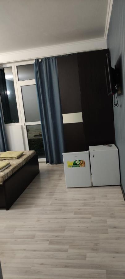 Mira Hotel New Athos Exterior photo