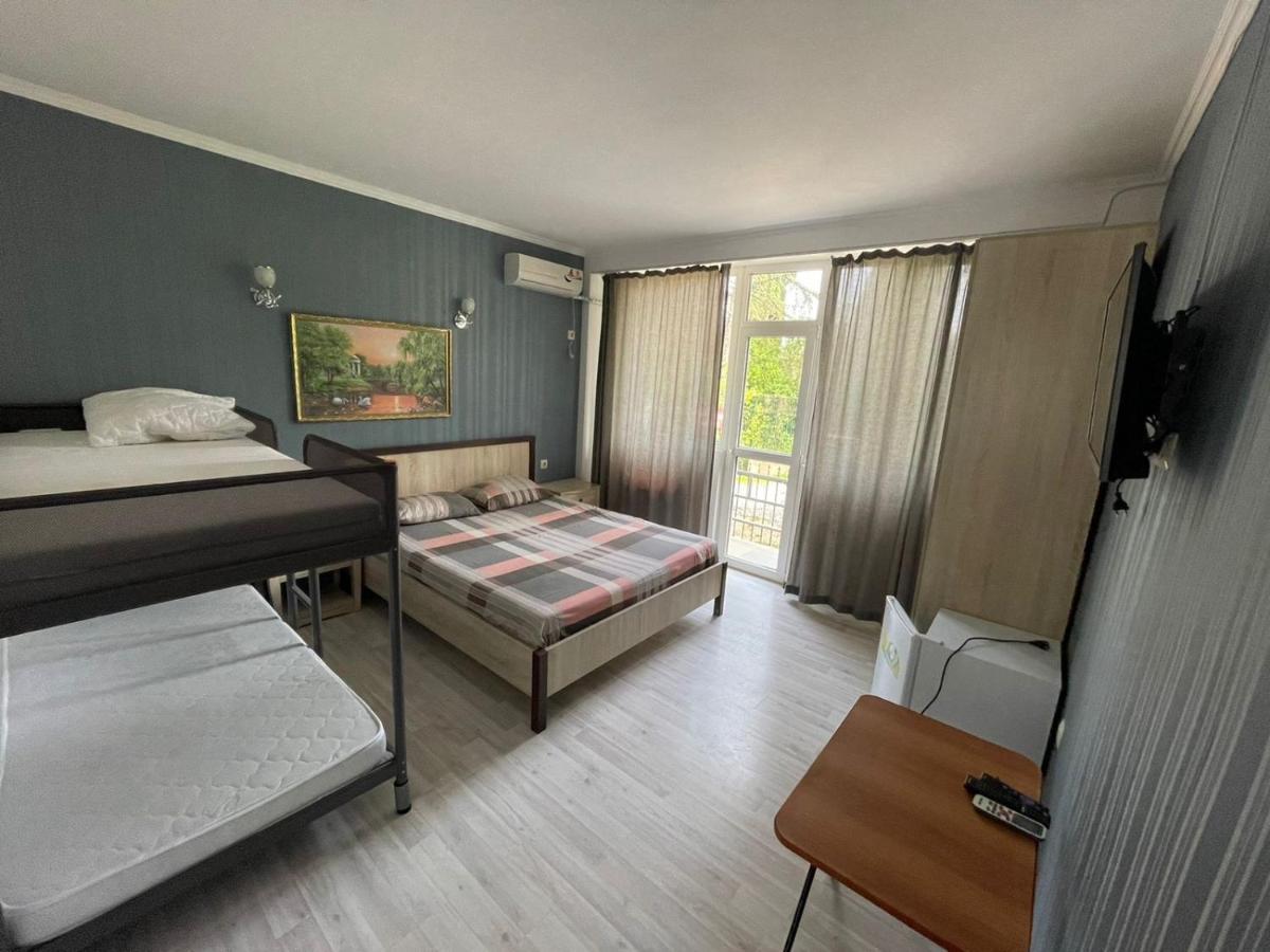 Mira Hotel New Athos Exterior photo